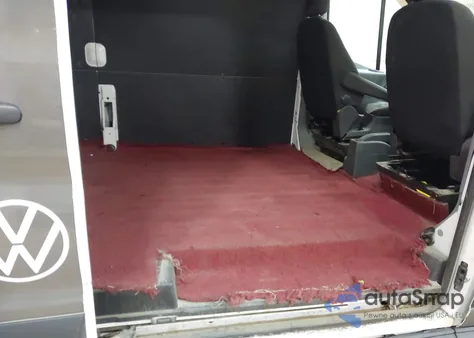 2019 Ford Transit-250 из США, поврежденный, VIN 1FTYR2CM0KKB66383